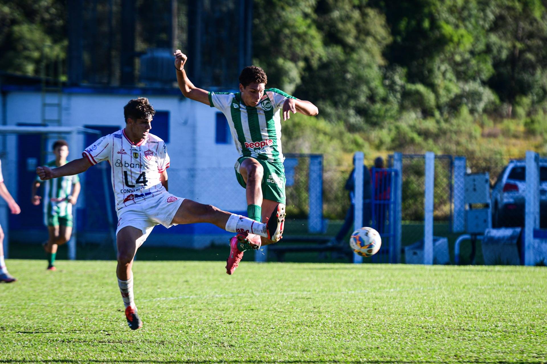 Base em campo no Gauchão! Sub-15 e sub-20 vencem e sub-17 mantém invencibilidade