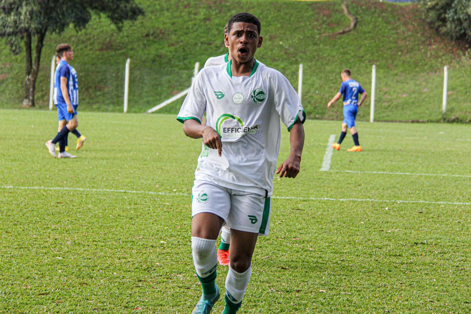 Pela Liga Serrana, sub-15 e 17 do Ju vencem Esportivo