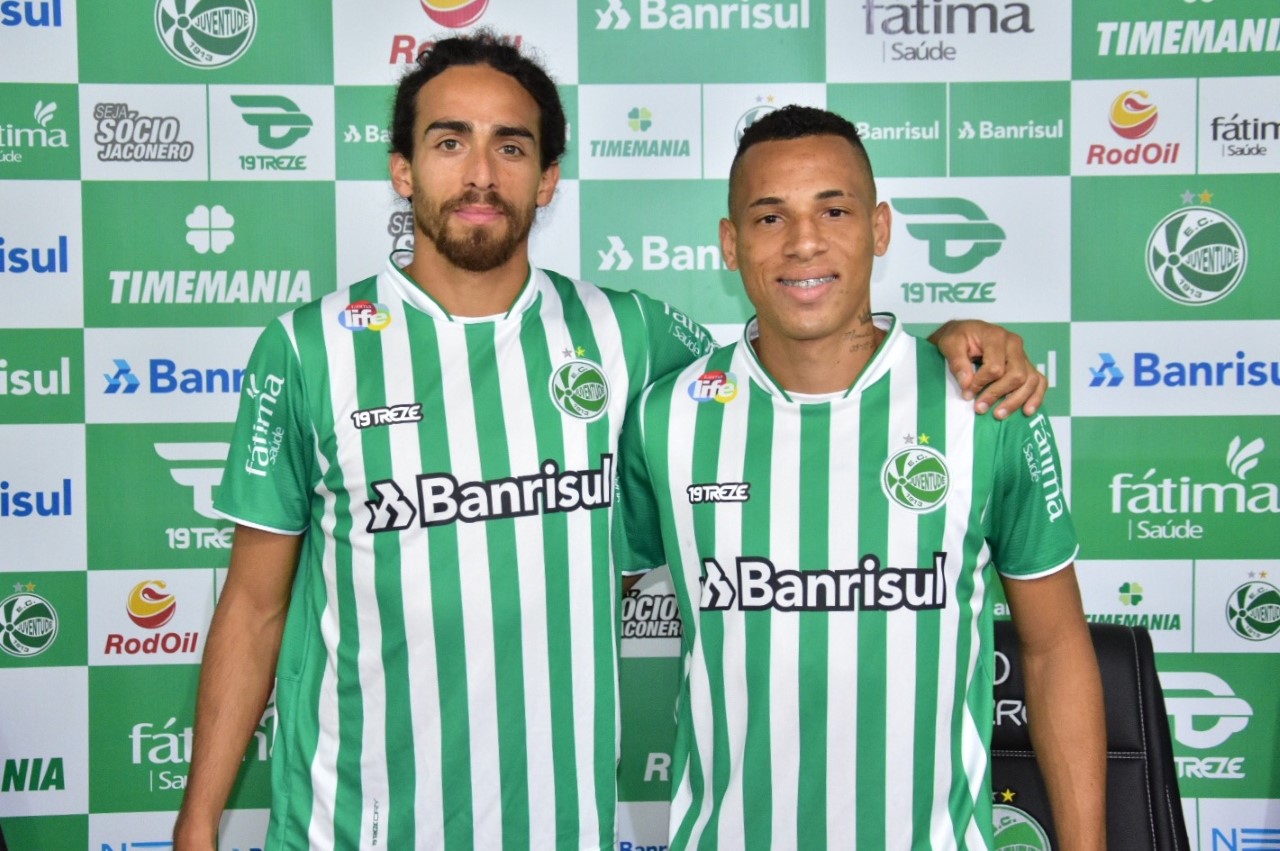 Juventude apresenta Gustavo Aprile e Breno
