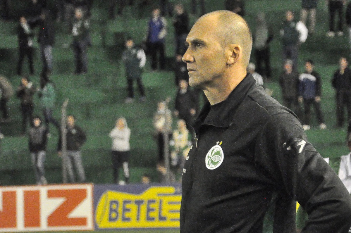 Gilmar Dal Pozzo deixa o comando técnico do Juventude