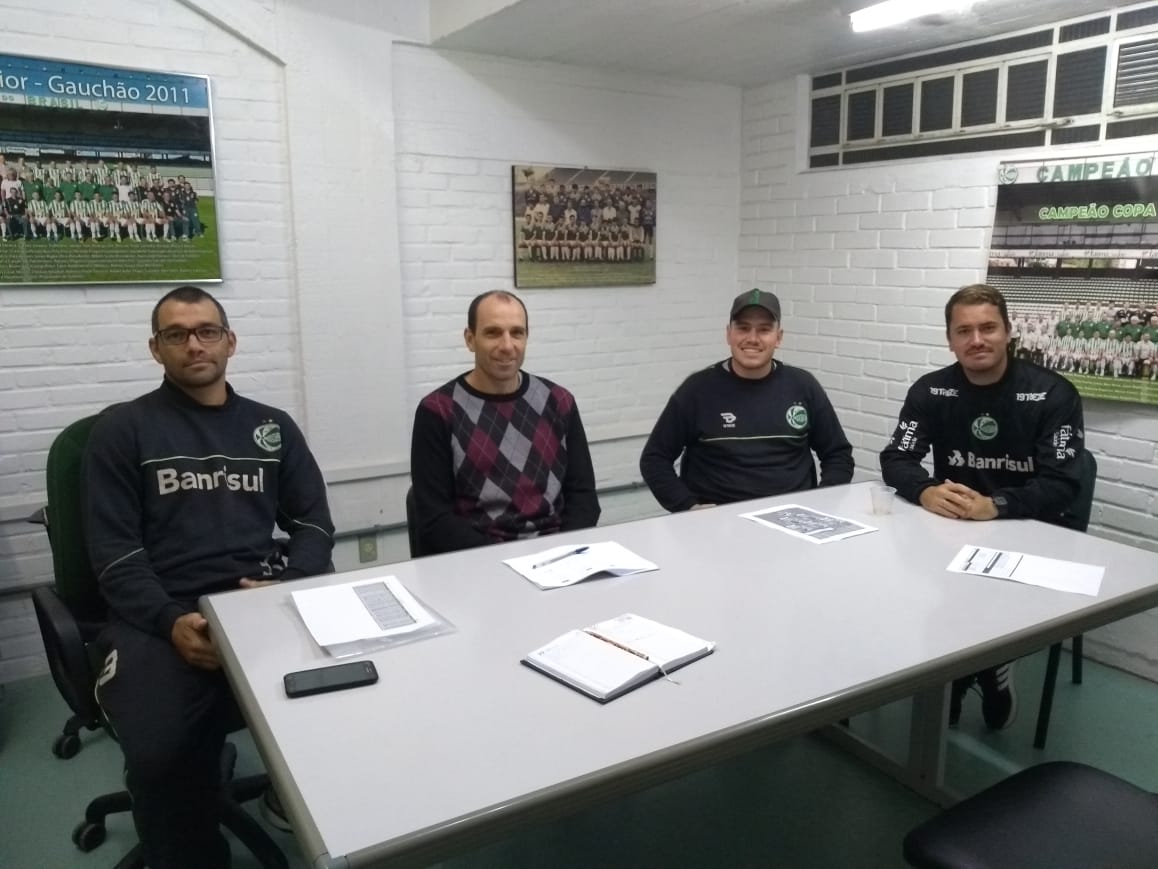 Juventude fortalece integração entre profissional e base