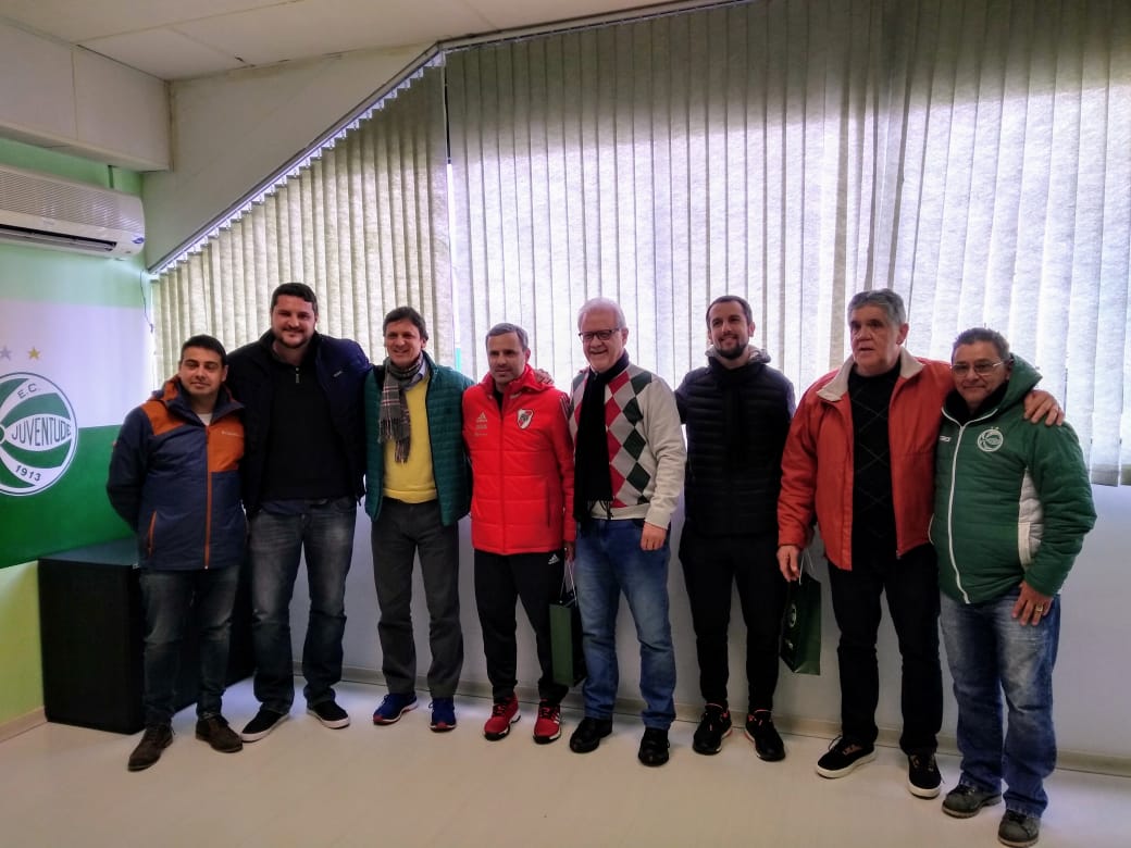 Juventude recebe visita de Gustavo Grossi, CEO do River Plate