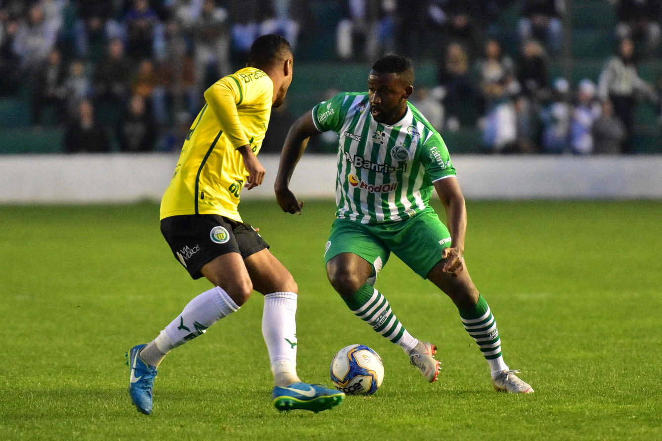 Ju termina primeira fase no G2 e decide vaga para a Série B no Jaconi
