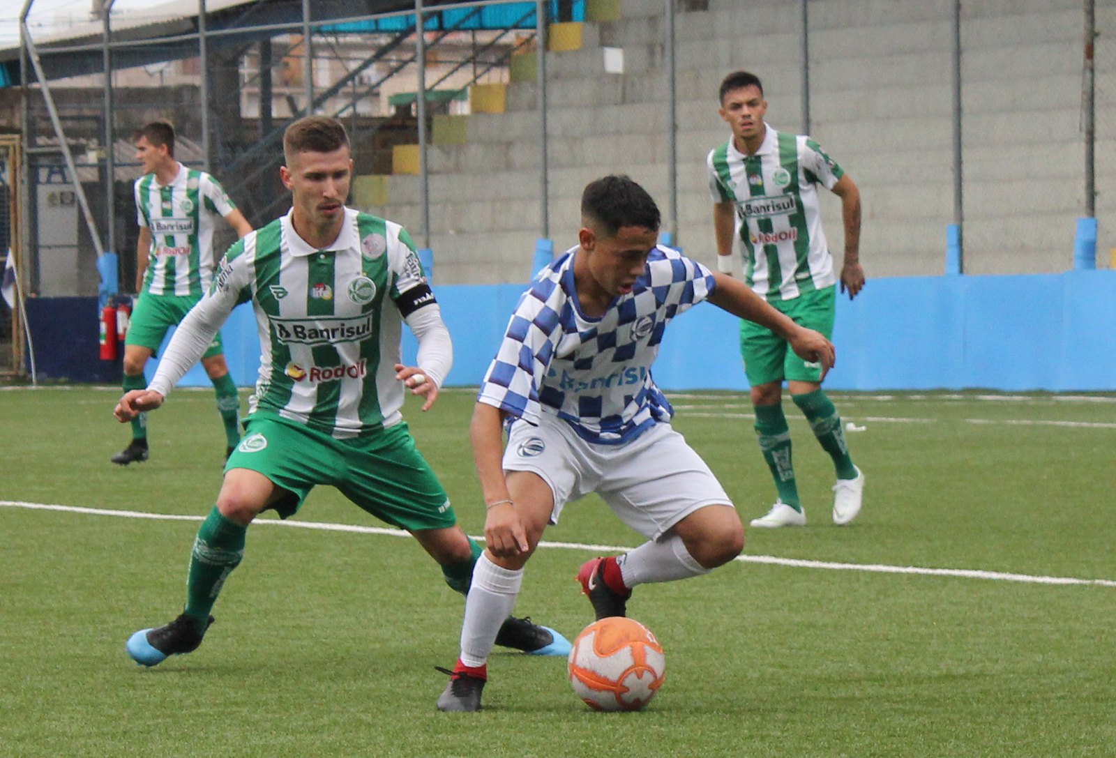 Gauchão: Sub-20 garante classificação e sub-15 não soma pontos na rodada