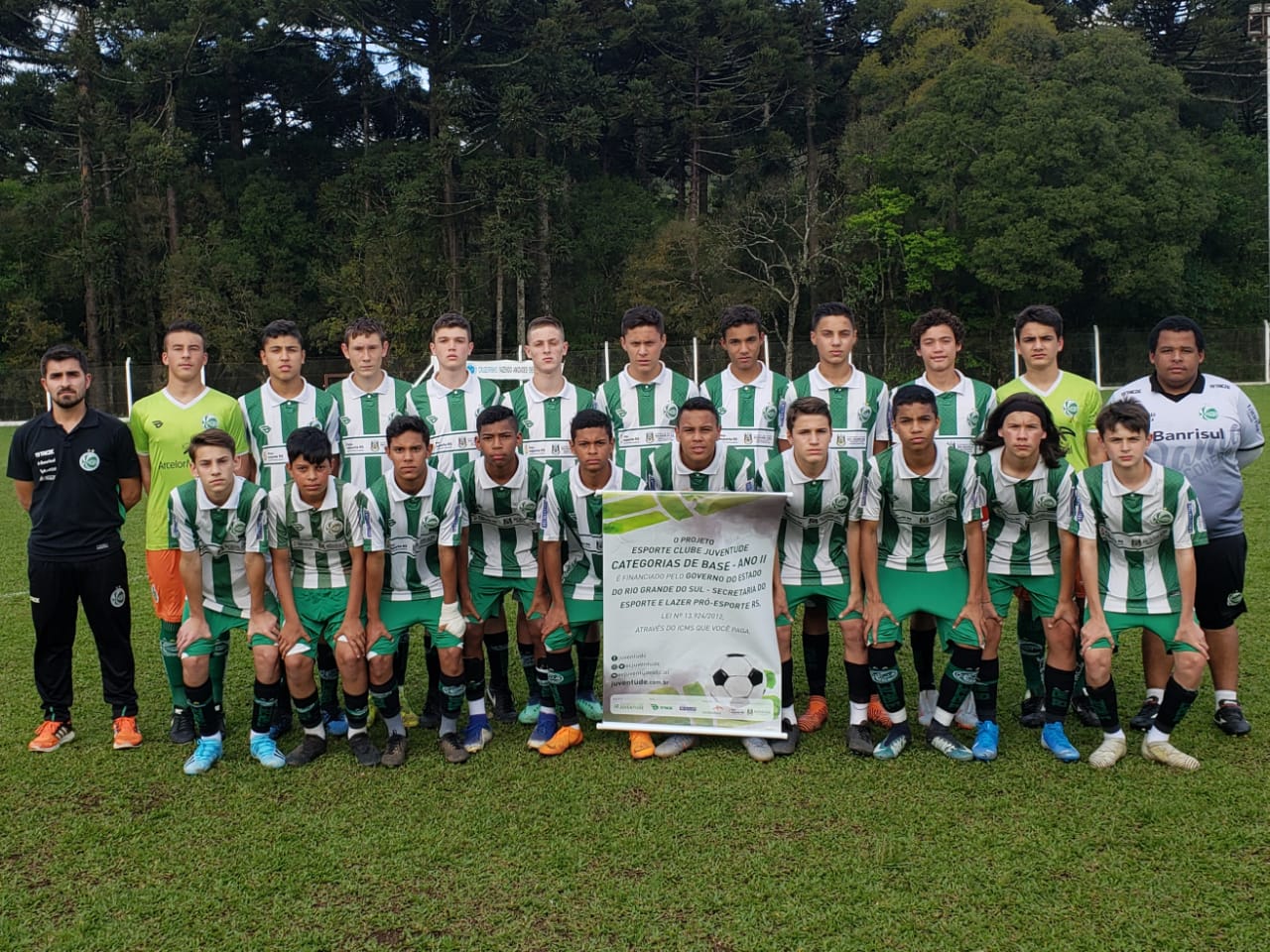 Ju Sub-14 segue invicto na Copa Sesc